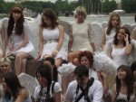 И ангелы спустились с небес